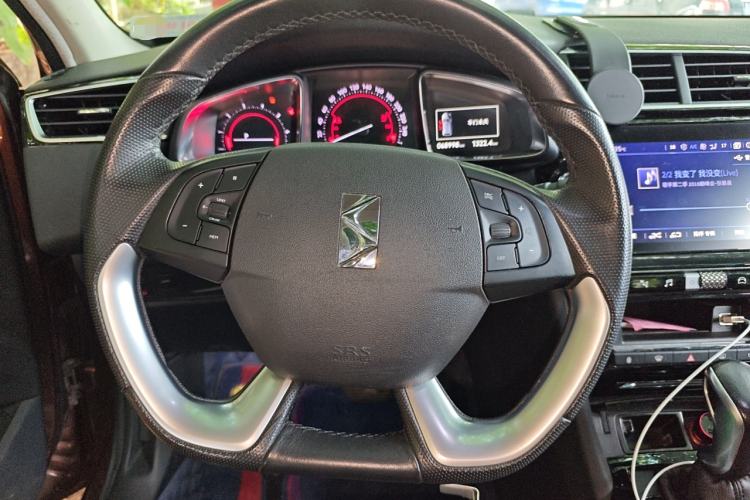Used DS 6 2018 30THP Prestige Edition Steering Wheel