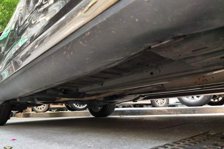Used DS 6 2018 30THP Prestige Edition Chassis Front Right