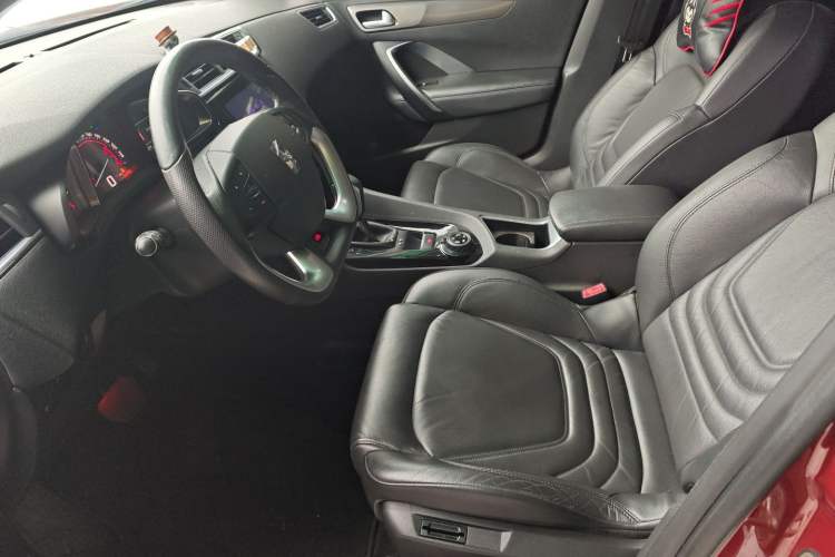 Used DS 6 2018 30THP Prestige Edition Left Front Seat