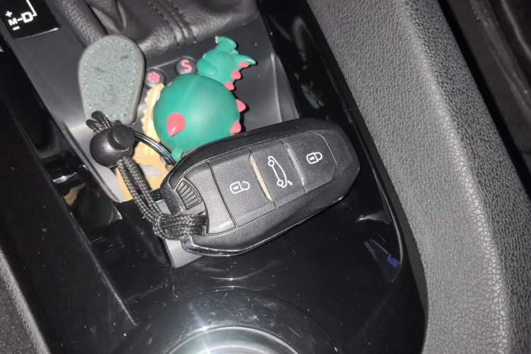 Used DS 6 2018 30THP Prestige Edition Vehicle Key