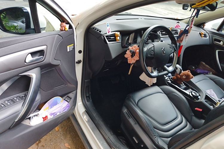Used DS 6 2018 30THP Prestige Edition Driver Seat