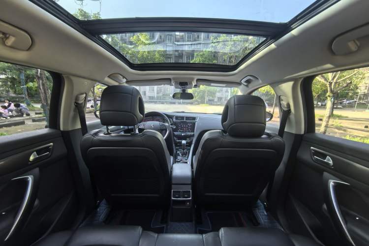 Used DS 6 2018 30THP Prestige Edition Interior 1