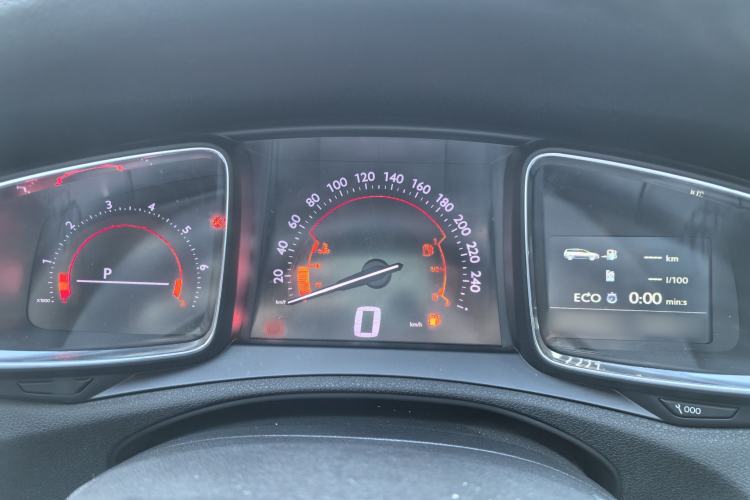 Used DS 6 2018 30THP Prestige Edition Interior 12