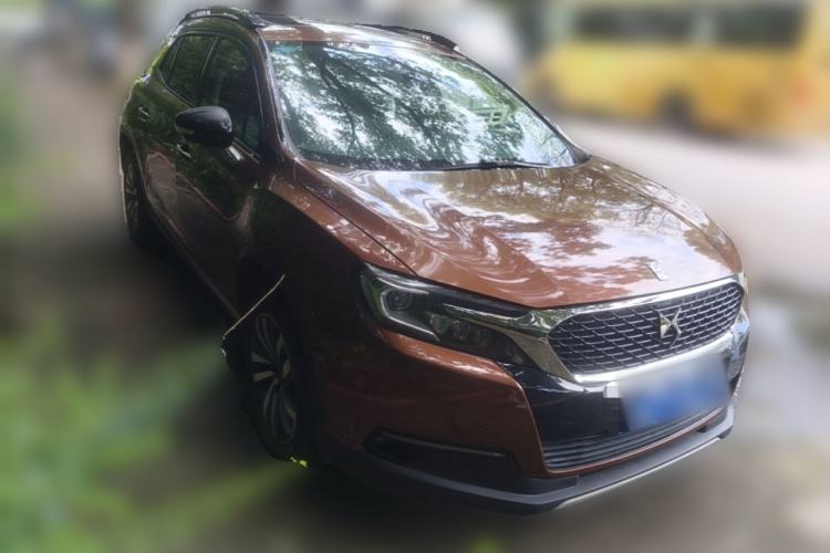 Used DS 6 2018 30THP Prestige Edition Front Right 45 Deg