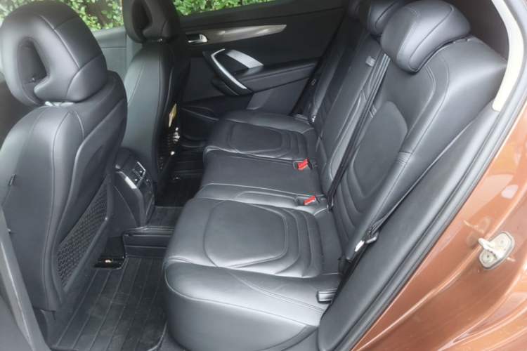 Used DS 6 2018 30THP Prestige Edition Left Rear Seat