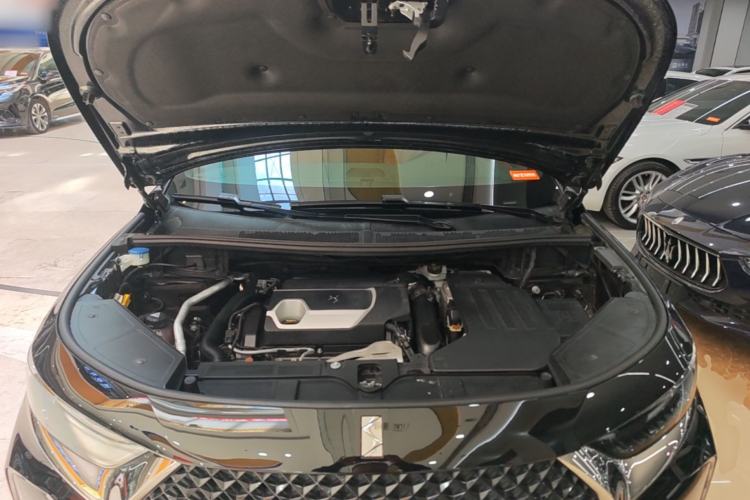 Used DS 7 2018 45THP Rivoli Prestige Edition Engine Bay