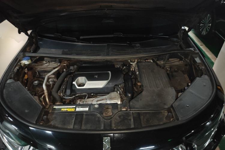Used DS 7 2018 45THP Opera Edition Engine Bay
