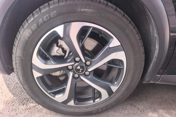 Used DS 7 2018 35THP Bastille Edition Exterior 4