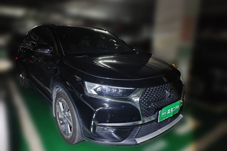 Used DS 7 2018 45THP Opera Edition Front Right 45 Deg