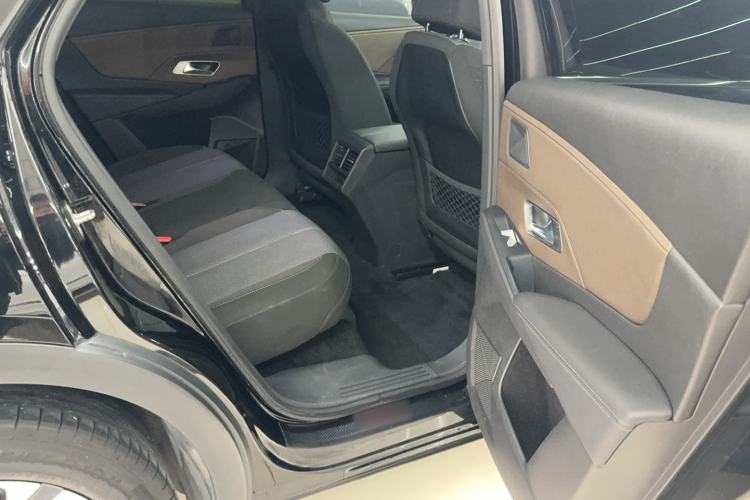 Used DS 7 2018 35THP Bastille Edition Interior 2