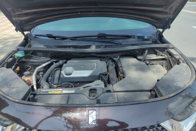 Used DS 7 2018 45THP Rivoli Prestige Edition Engine Bay