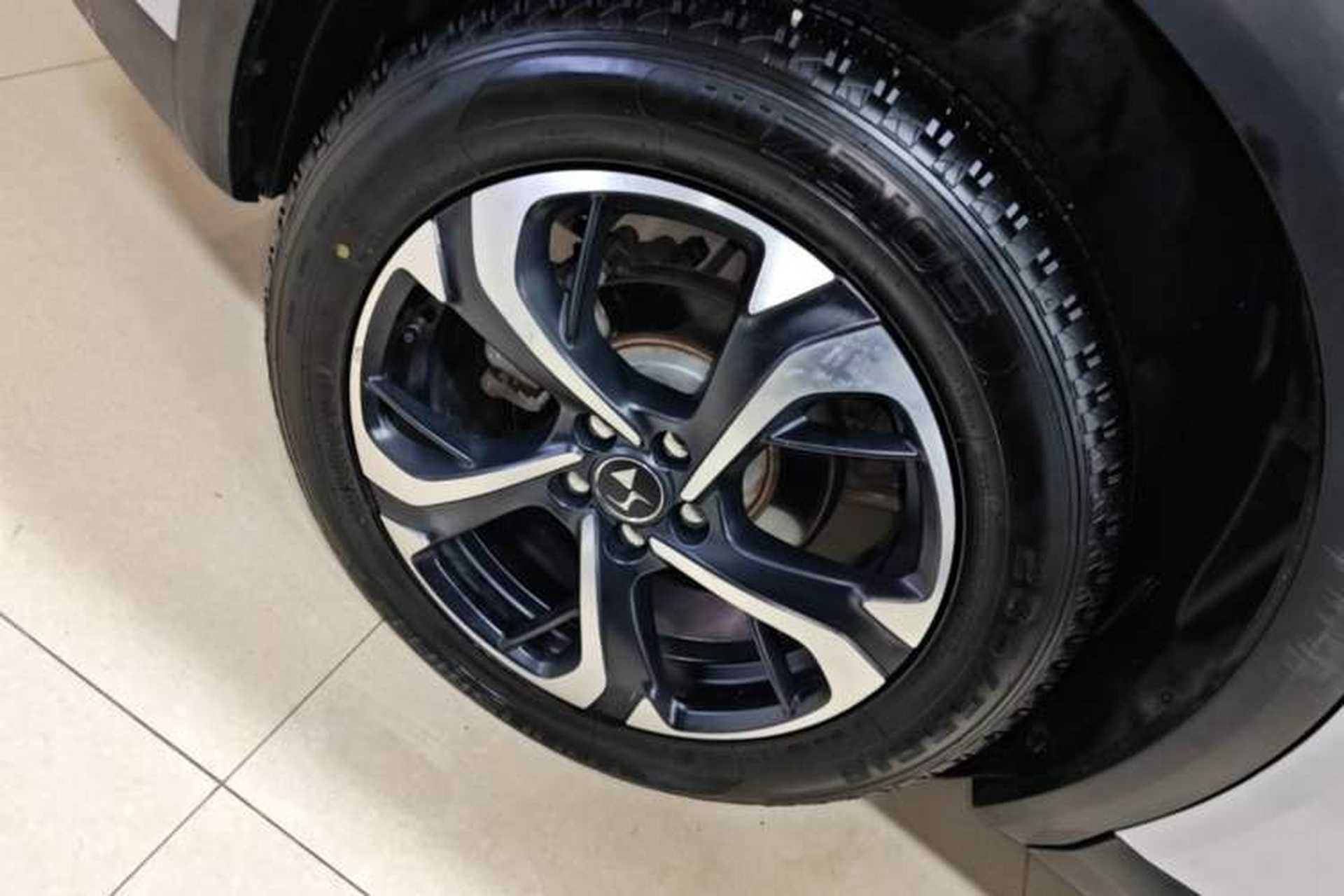 Used DS 7 2018 45THP Rivoli Prestige Edition Right Rear Wheel Hub