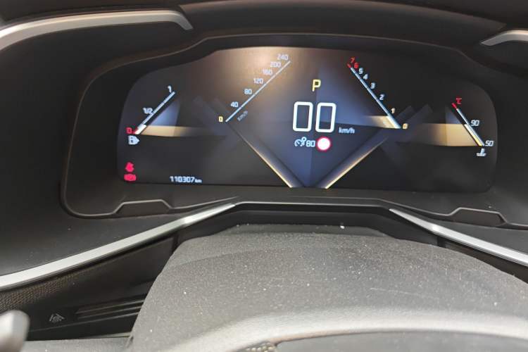 Used DS 7 2018 35THP Pashy Edition Odometer Close Up