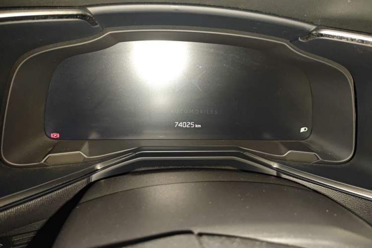 Used DS 7 2018 45THP Rivoli Prestige Edition Odometer Close Up