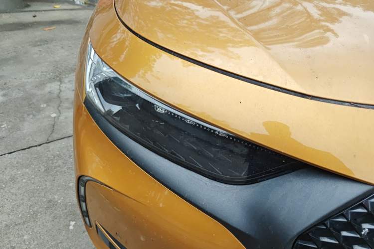 Used DS 7 2018 35THP Pashy Edition Right Front Headlight