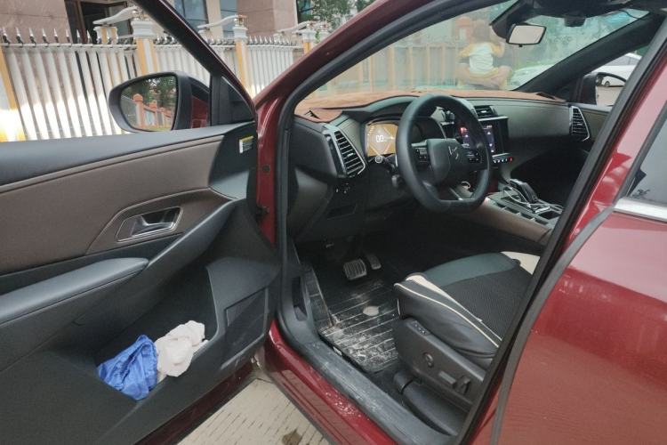 Used DS 7 2018 35THP Pashy Edition Driver Seat