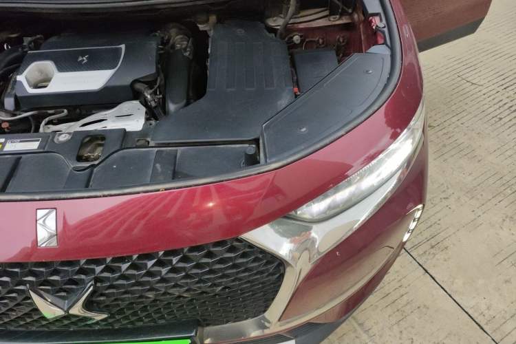 Used DS 7 2018 35THP Pashy Edition Engine Bay Left