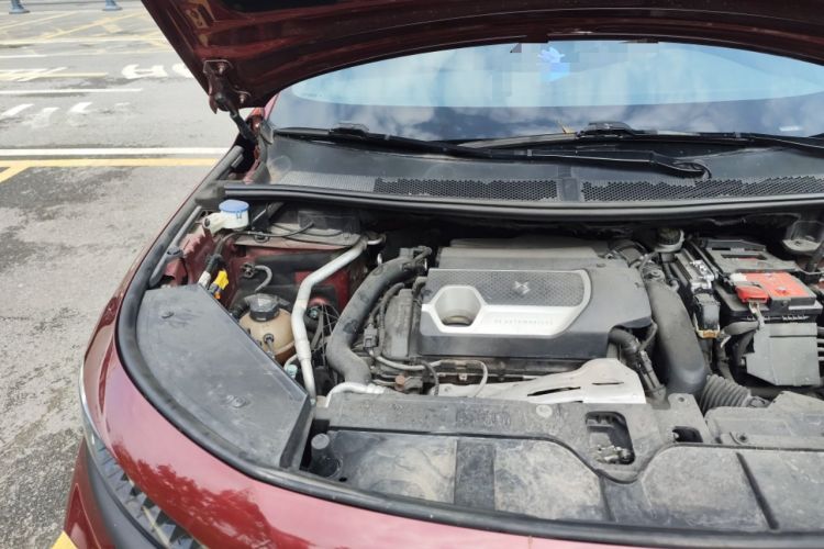 Used DS 7 2018 45THP Sport Edition Engine Bay Right