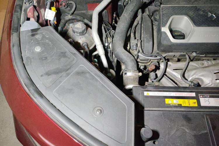 Used DS 7 2018 45THP Rivoli Pioneer Edition Engine Bay Right