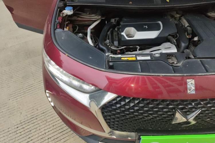 Used DS 7 2018 35THP Pashy Edition Engine Bay Right