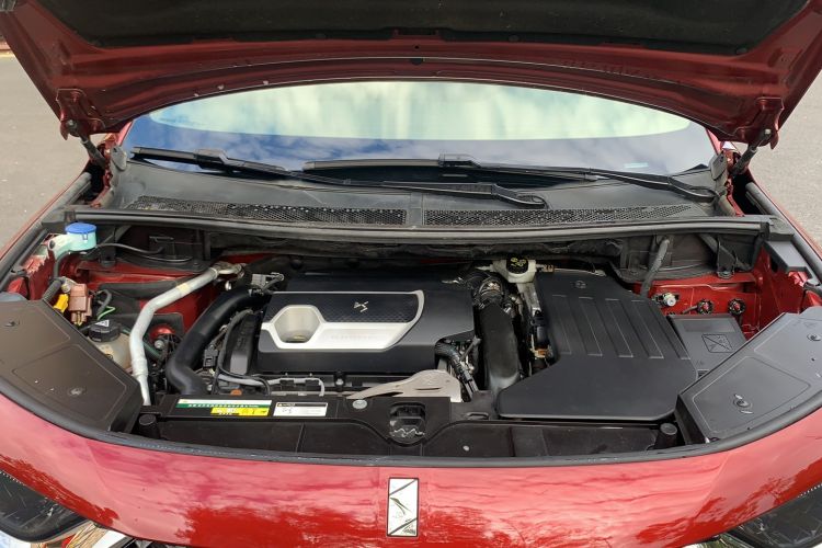 Used DS 7 2018 45THP Opera Edition Engine Bay