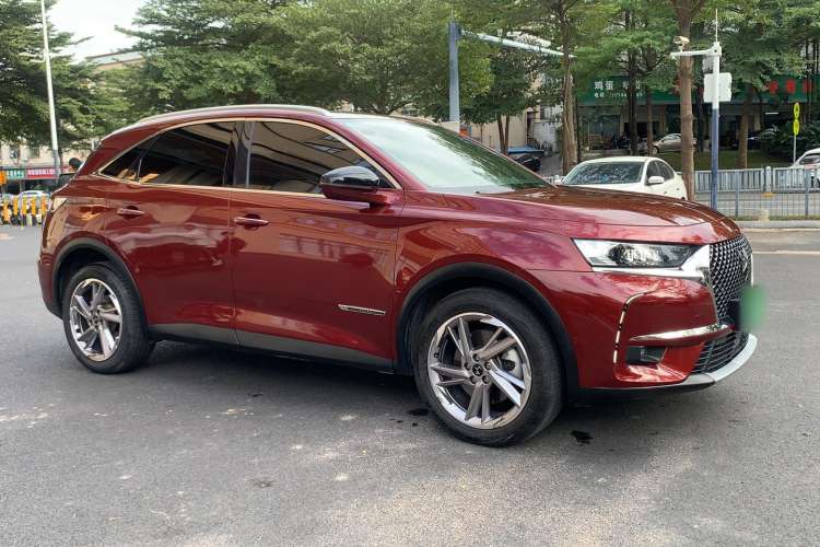 Used DS 7 2018 45THP Opera Edition Front Right 45 Deg