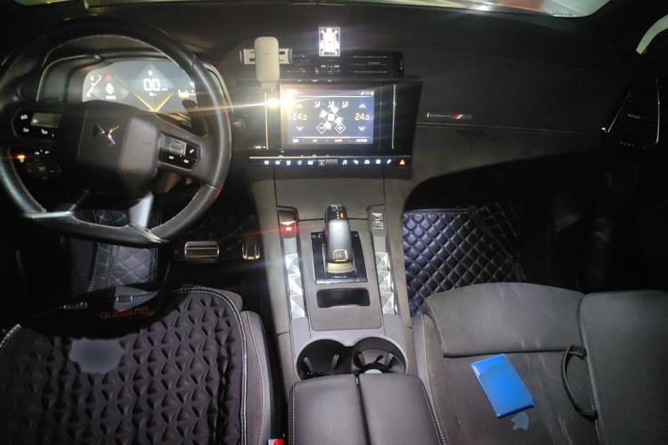 Used DS 7 2018 45THP Rivoli Prestige Edition Interior 2