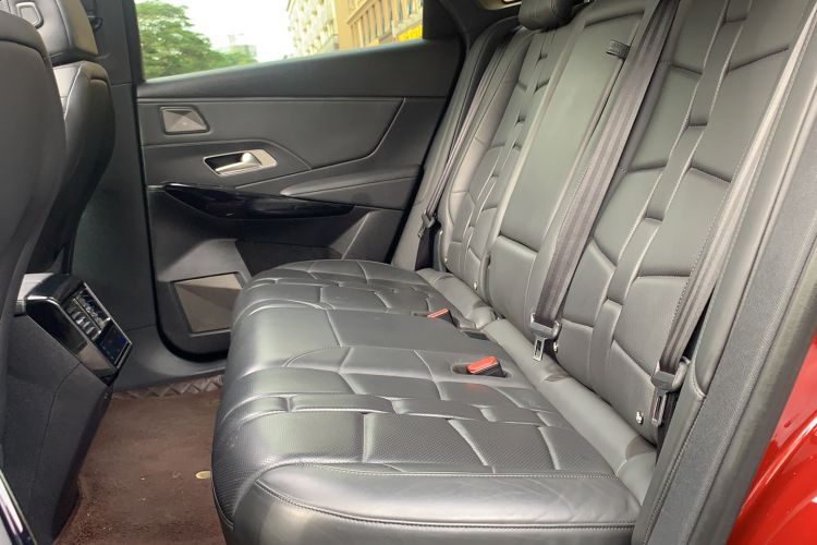 Used DS 7 2018 45THP Opera Edition Left Rear Seat
