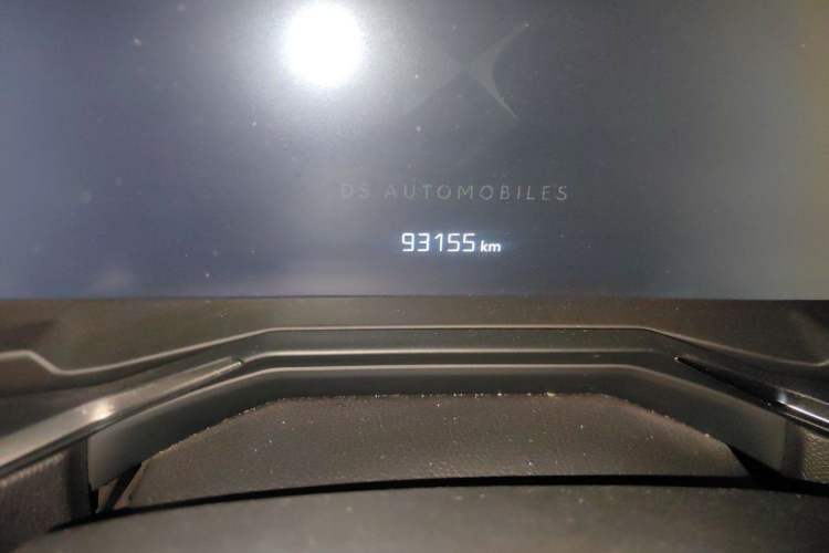 Used DS 7 2018 45THP Rivoli Prestige Edition Odometer Close Up