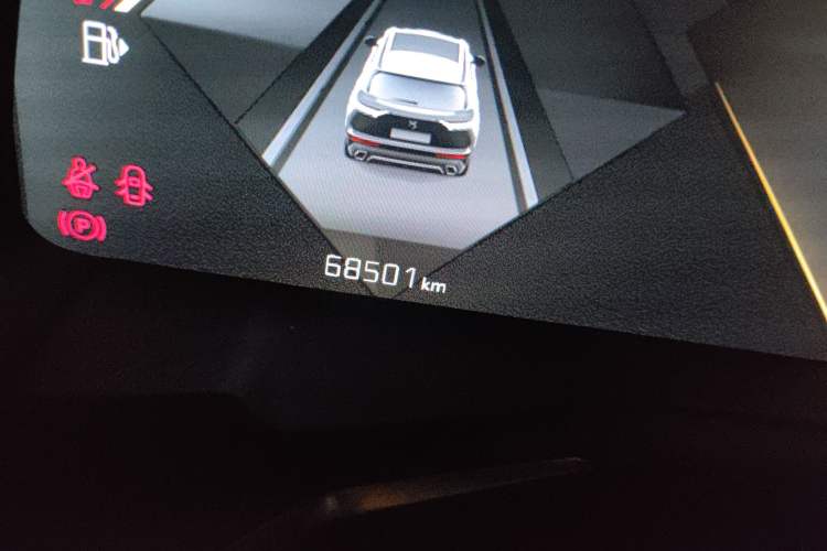 Used DS 7 2018 45THP Rivoli Pioneer Edition Odometer Close Up