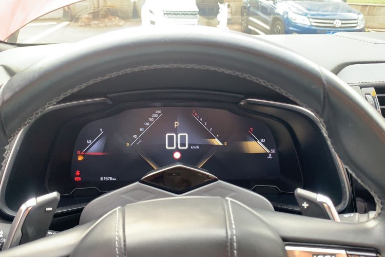 Used DS 7 2018 45THP Opera Edition Odometer Close Up