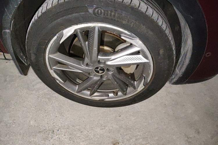 Used DS 7 2018 45THP Rivoli Pioneer Edition Right Front Wheel Hub