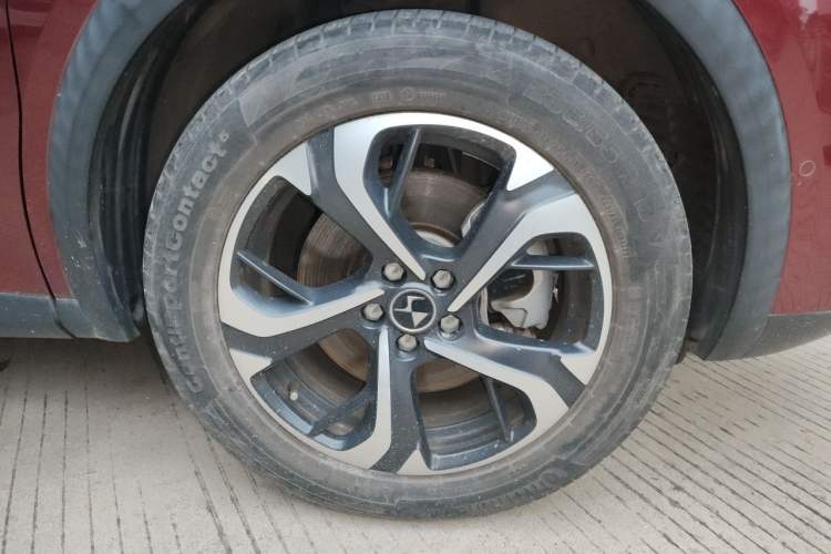 Used DS 7 2018 35THP Pashy Edition Right Front Wheel Hub