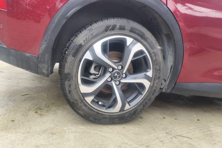 Used DS 7 2018 35THP Pashy Edition Right Rear Wheel Hub