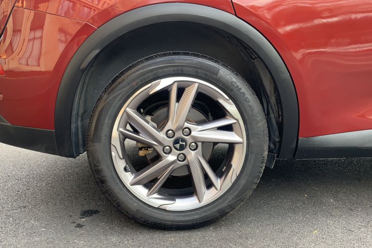 Used DS 7 2018 45THP Opera Edition Right Rear Wheel Hub