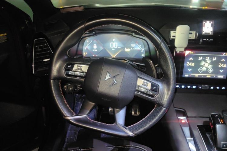 Used DS 7 2018 45THP Rivoli Prestige Edition Steering Wheel