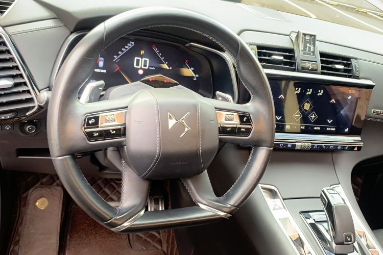 Used DS 7 2018 45THP Opera Edition Steering Wheel