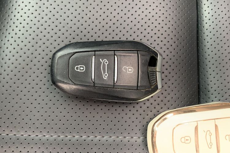 Used DS 7 2018 45THP Opera Edition Vehicle Key