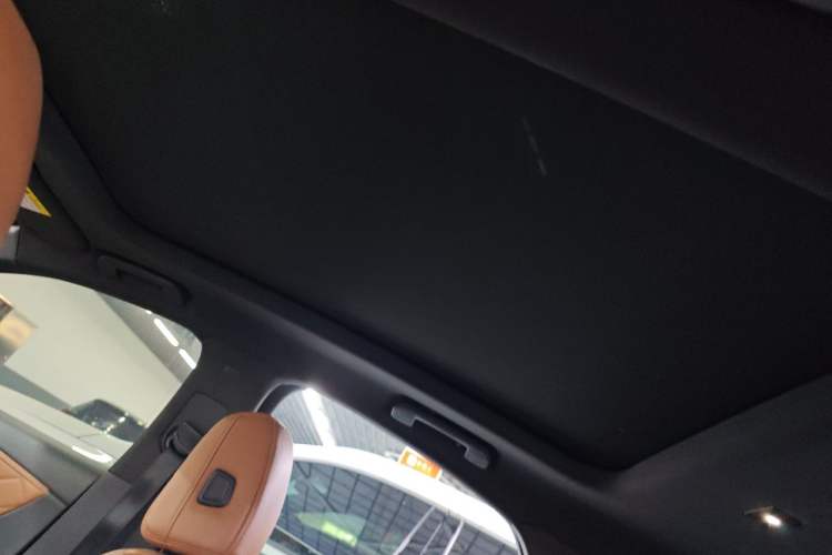 Used DS 7 2018 45THP Rivoli Prestige Edition Headliner