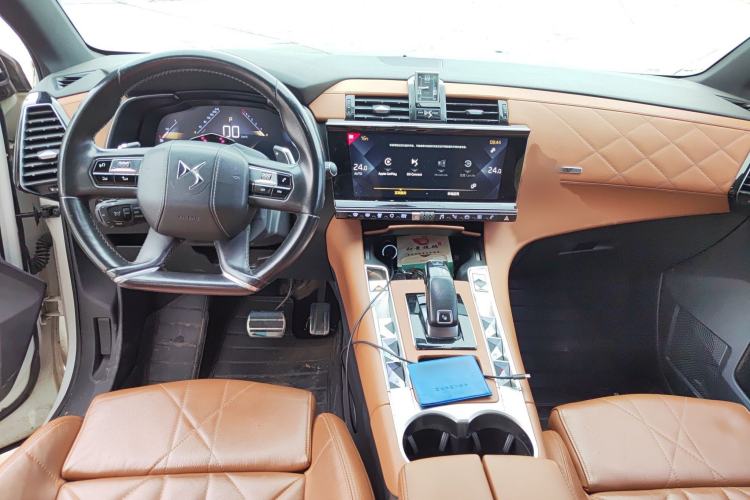 Used DS 7 2018 45THP Rivoli Prestige Edition Interior 2