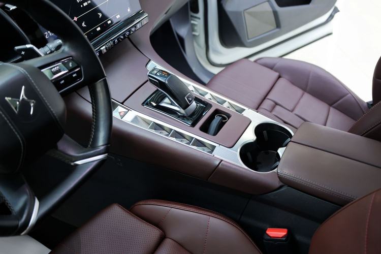 Used DS 7 2018 45THP Opera Edition Interior 5