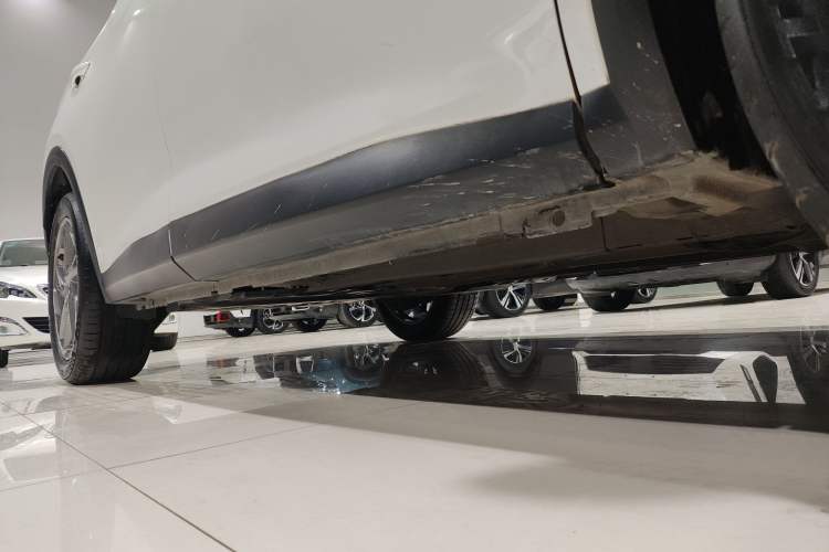 Used DS 7 2018 45THP Opera Edition Right Side Sill