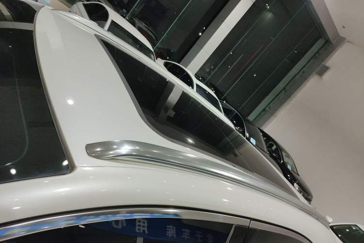 Used DS 7 2018 45THP Opera Edition Roof