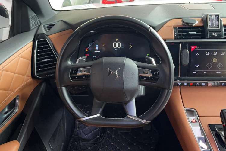 Used DS 7 2018 45THP Rivoli Prestige Edition Steering Wheel