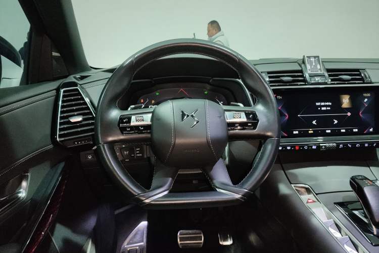 Used DS 7 2018 45THP Opera Edition Steering Wheel