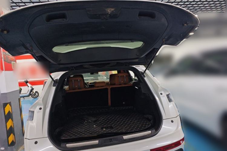 Used DS 7 2018 45THP Rivoli Prestige Edition Trunk
