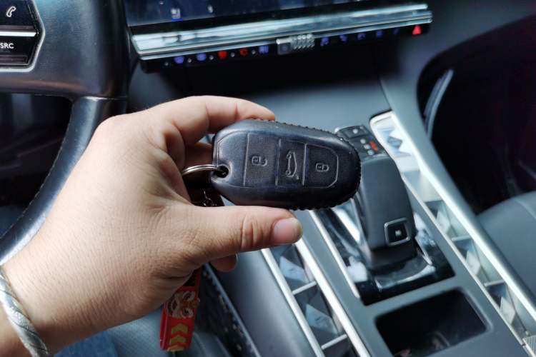 Used DS 7 2018 45THP Rivoli Pioneer Edition Vehicle Key