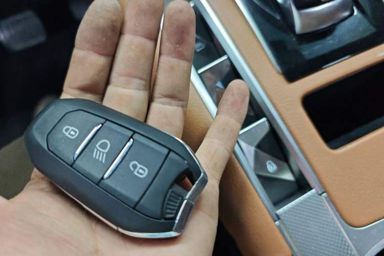 Used DS 7 2018 45THP Rivoli Prestige Edition Vehicle Key