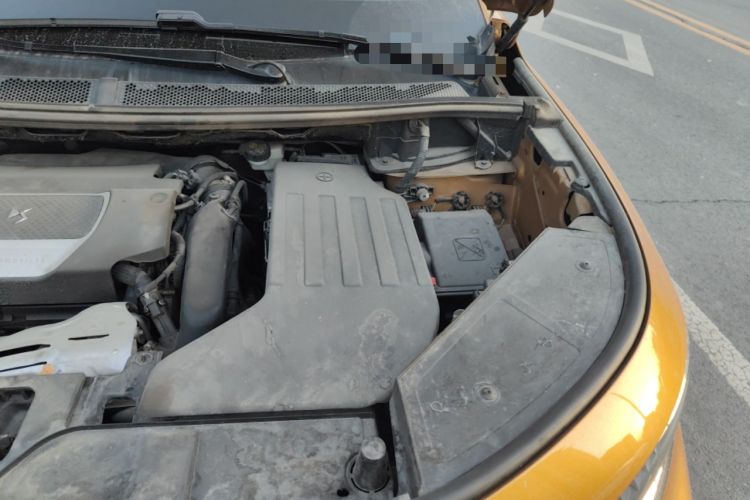 Used DS 7 2018 45THP Rivoli Prestige Edition Engine Bay Left