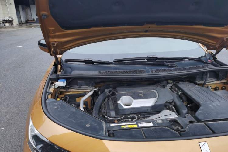 Used DS 7 2018 45THP Rivoli Prestige Edition Engine Bay Right